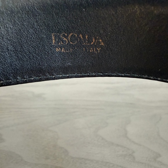 Vintage Escada Black Patent Croc Belt Gold Statement Buckle Size XS - Picture 3 of 7